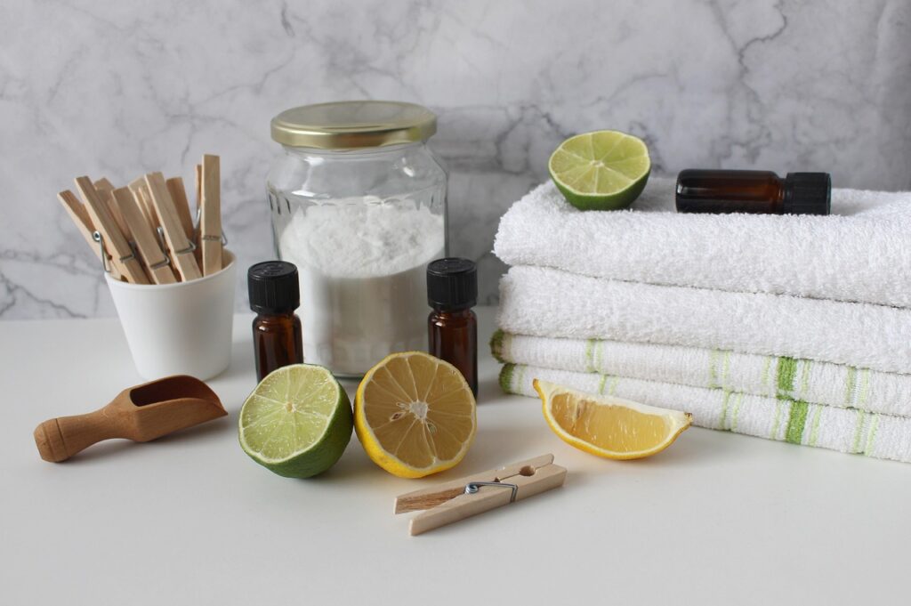laundry, to wash, cleaning, clothing, clean, household, skin care, laundry service, house work, naturally, zero waste, without plastic, plastic free, domesticated, housewife, lemon, lime, clothespins, wooden clip, baking soda, essential oil, laundry, skin care, skin care, skin care, skin care, skin care, baking soda